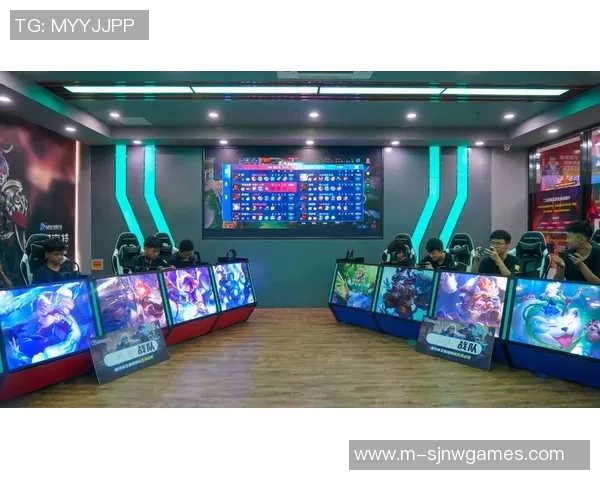 电竞新闻电竞数据分析师黄娜揭秘和平精英成功背后的秘密与策略